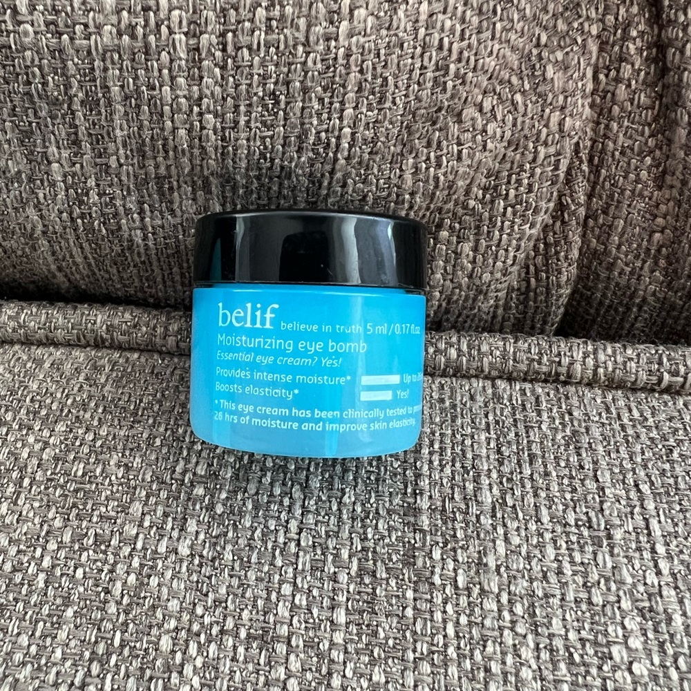 Belief moisturizing eye bomb